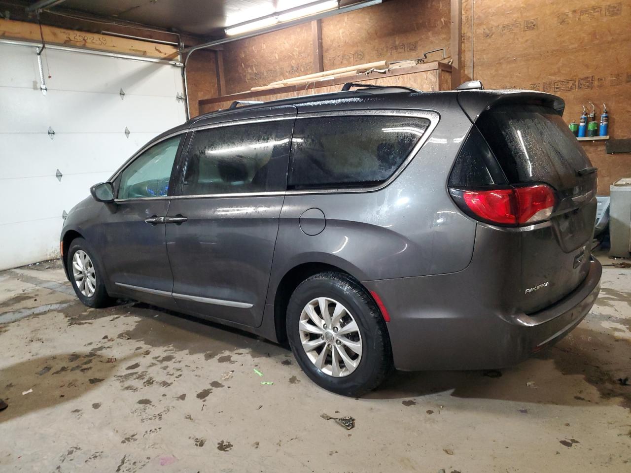 CHRYSLER PACIFICA TOURING L