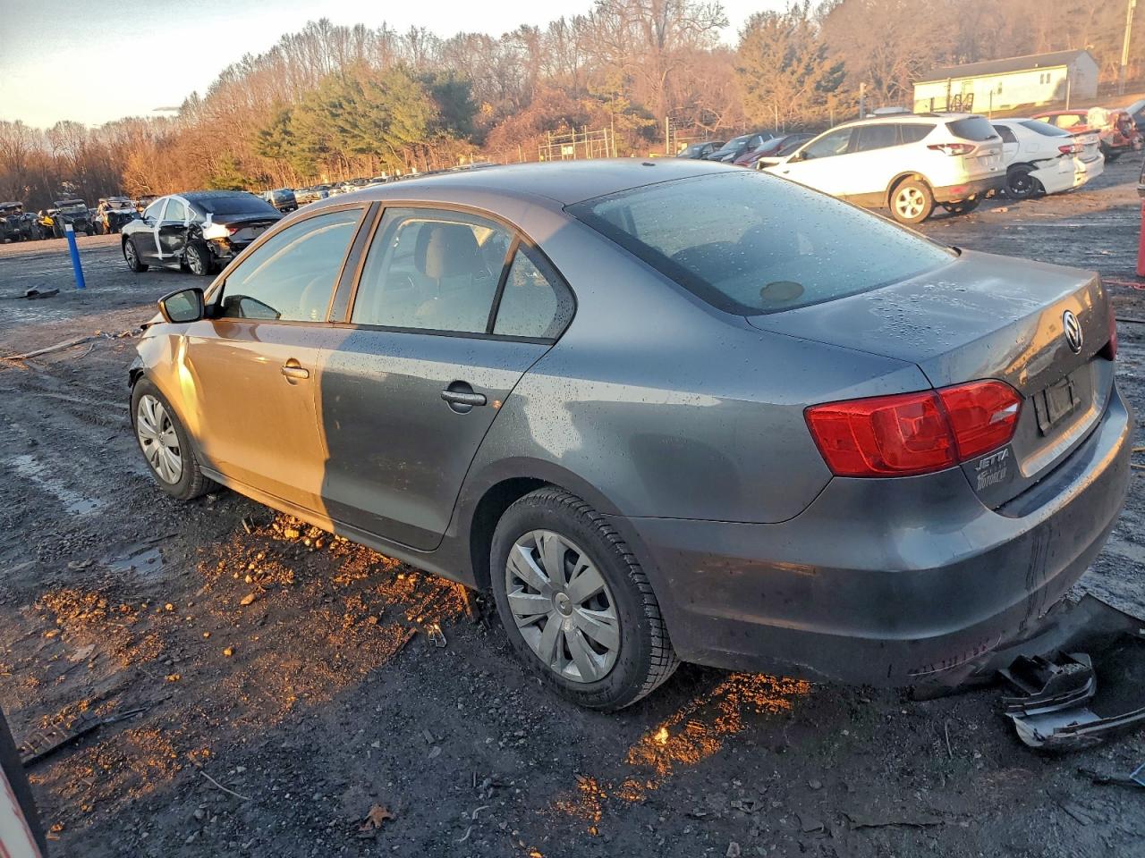 VOLKSWAGEN JETTA BASE