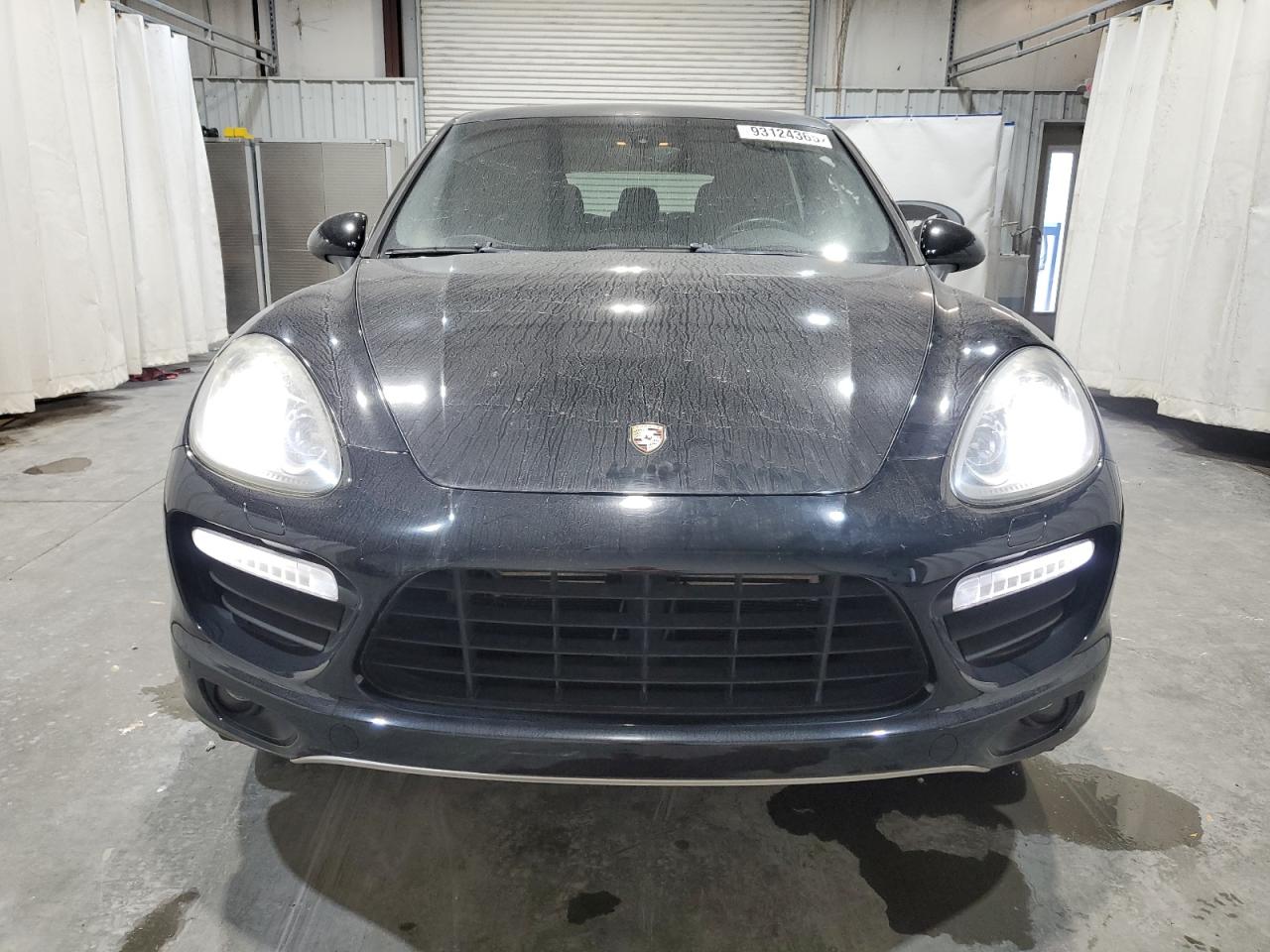 PORSCHE CAYENNE TURBO