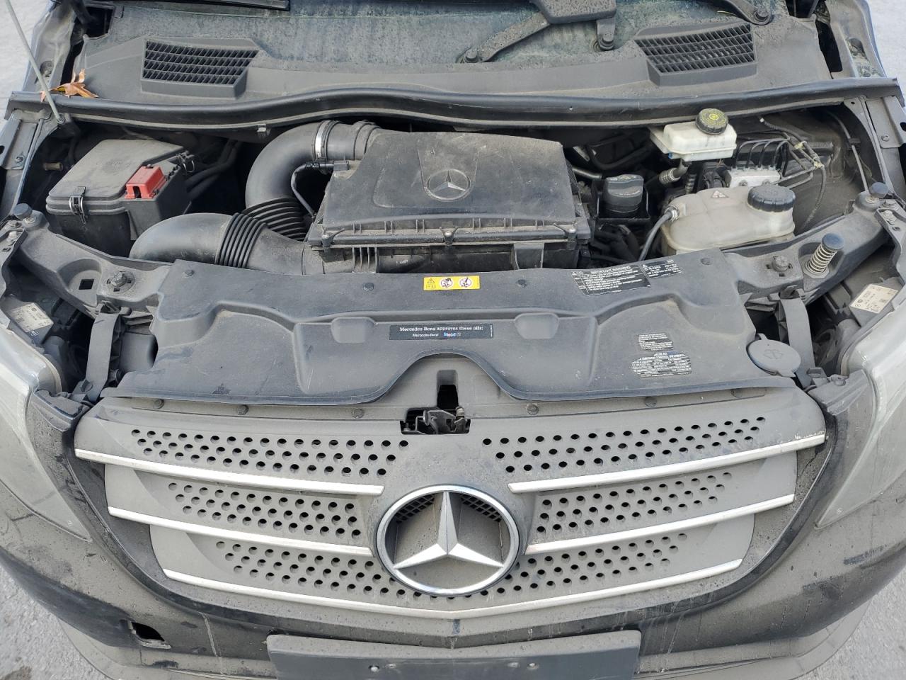 MERCEDES-BENZ METRIS