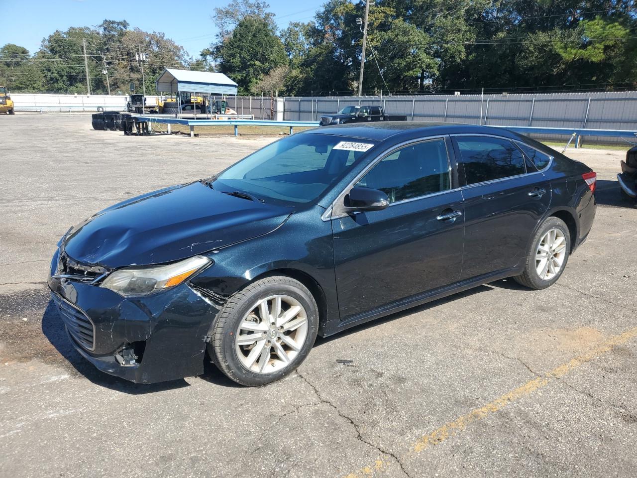 Lot #3286683325 2015 TOYOTA AVALON XLE