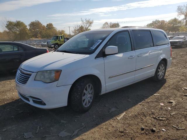 Global Auto Auctions: 2014 CHRYSLER TOWN & COU