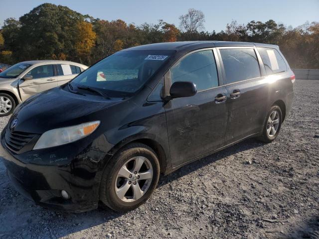 Global Auto Auctions: 2014 TOYOTA SIENNA