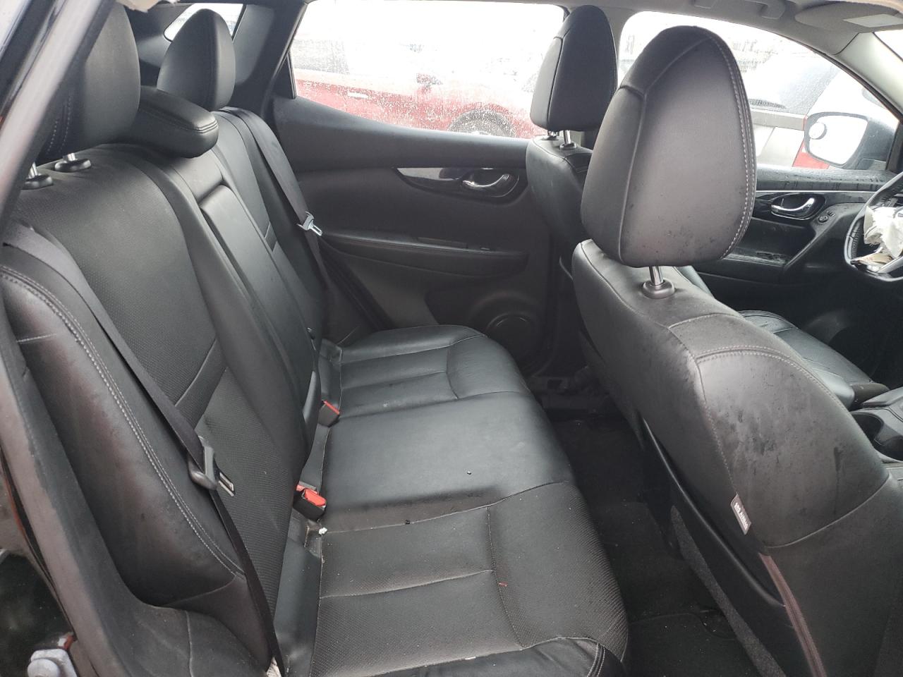 NISSAN ROGUE SPORT S