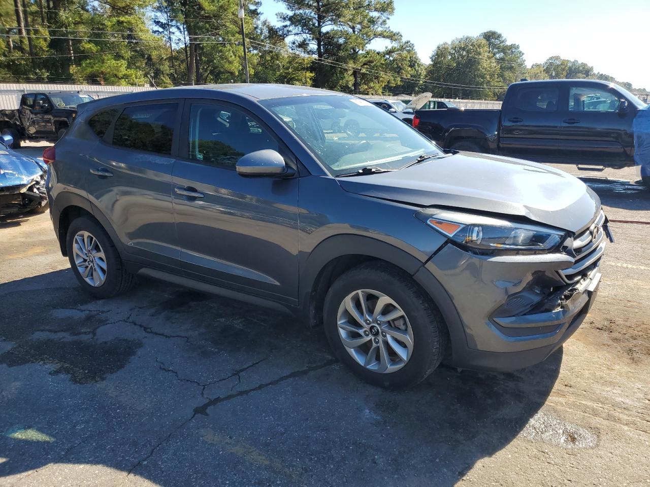 HYUNDAI TUCSON SE
