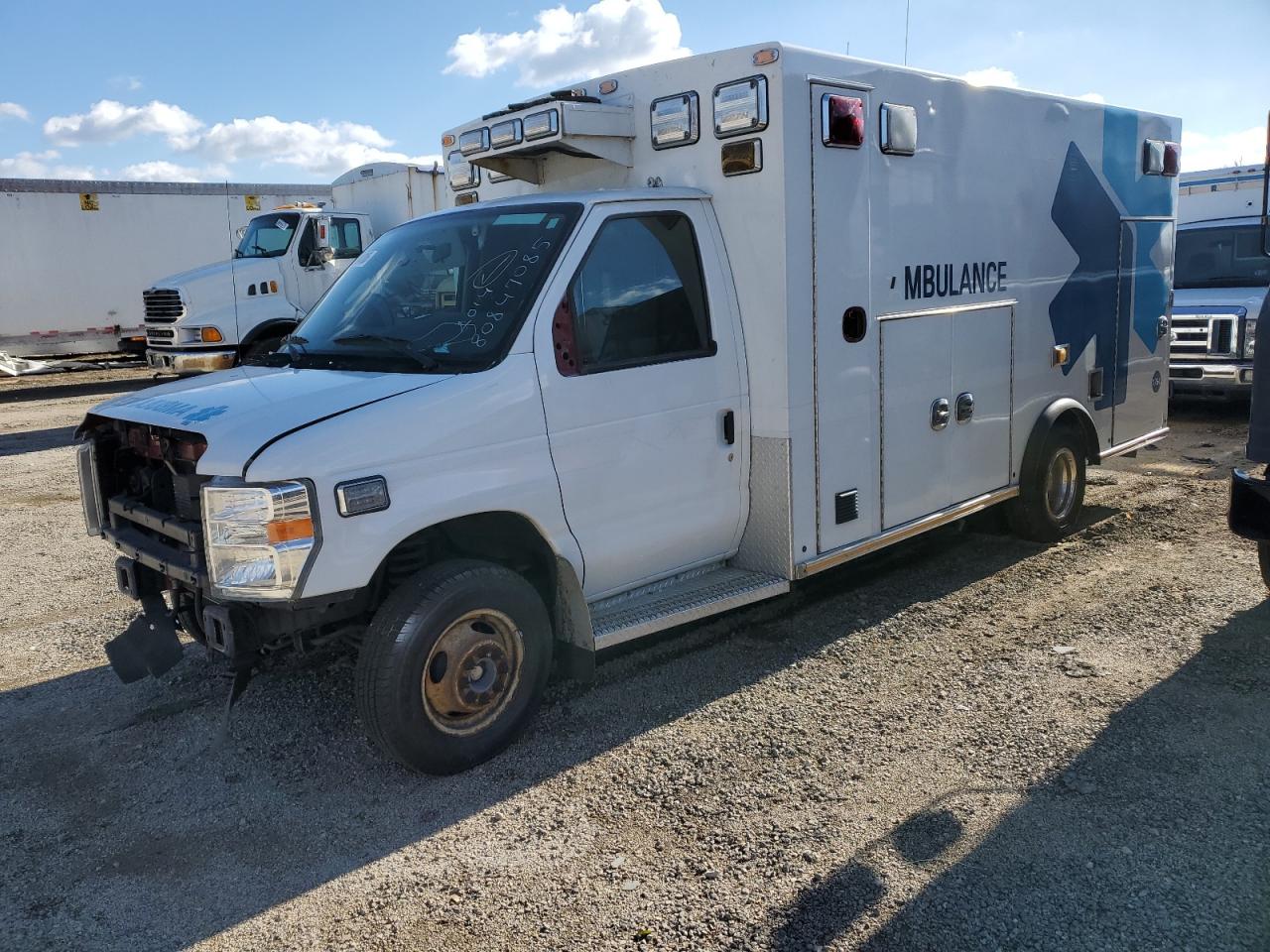 FORD ECONOLINE E450 SUPER DUTY CUTAWAY VAN