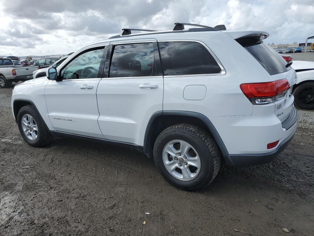 JEEP GRAND CHEROKEE LAREDO