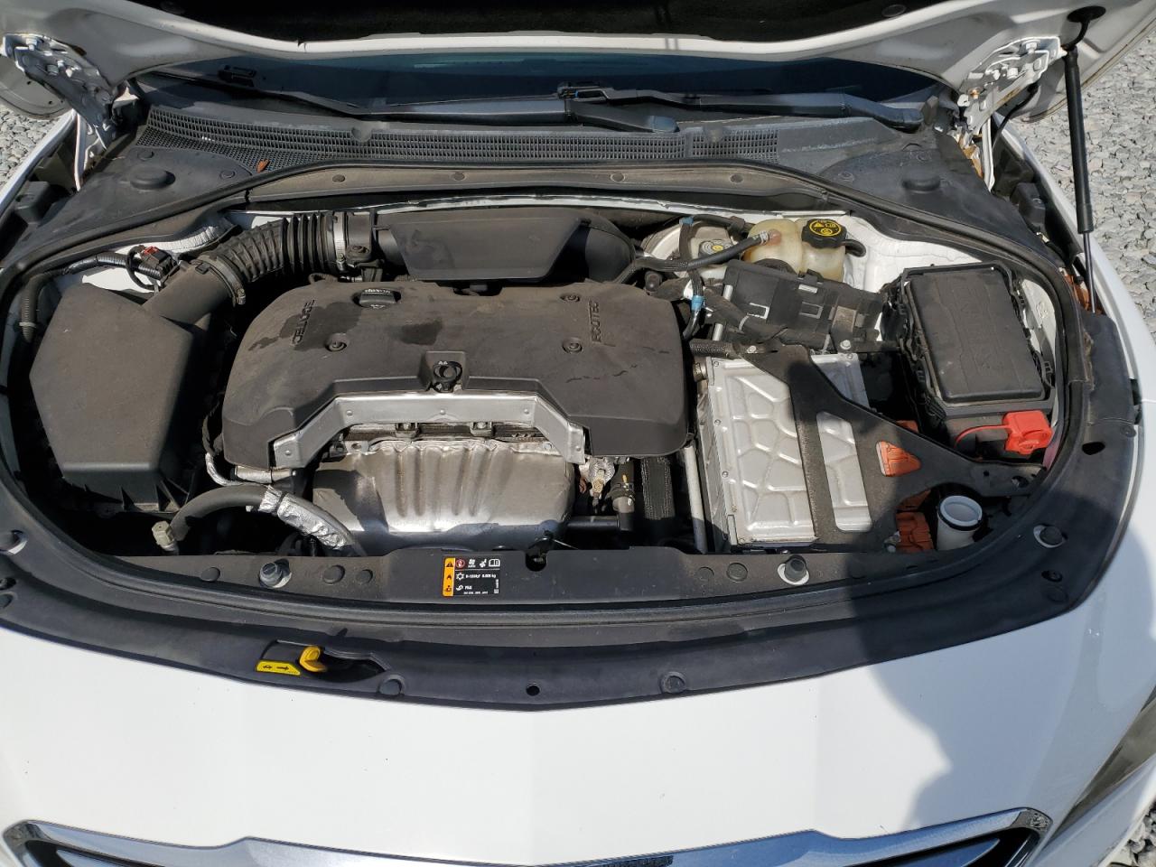 BUICK LACROSSE ESSENCE