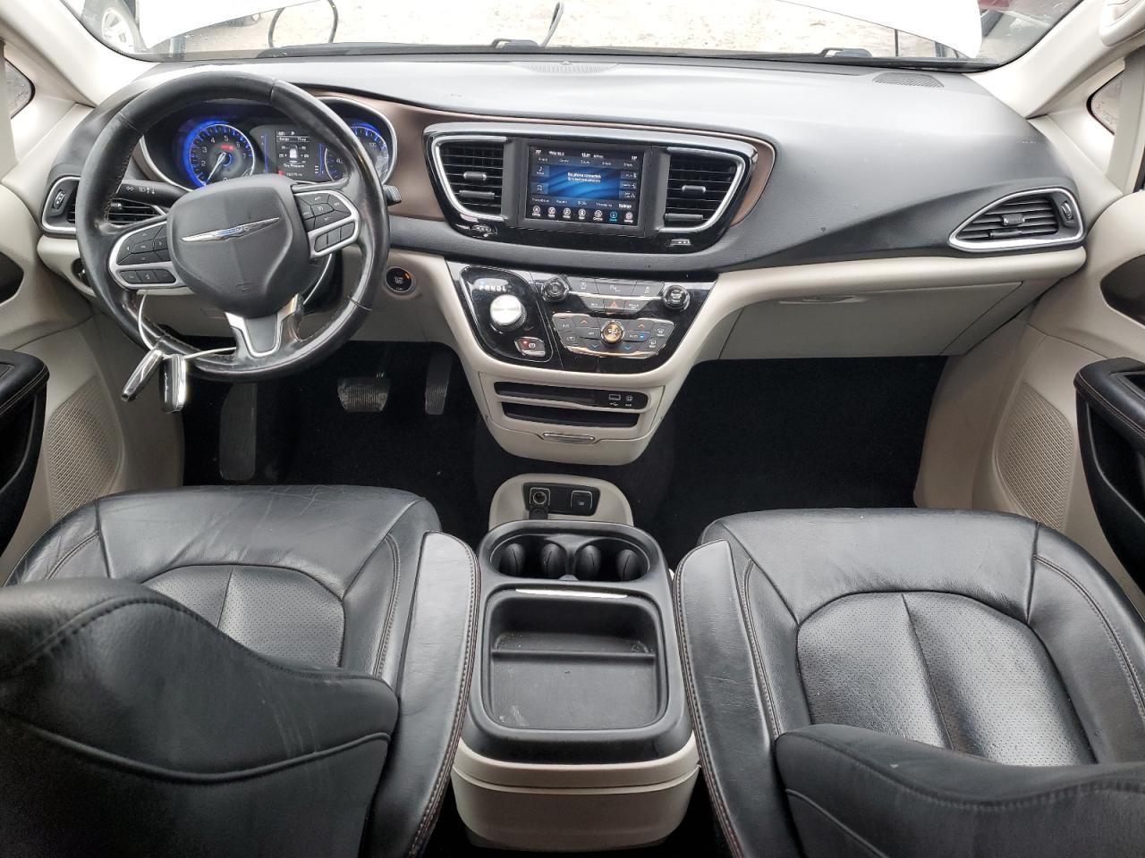 CHRYSLER PACIFICA TOURING L