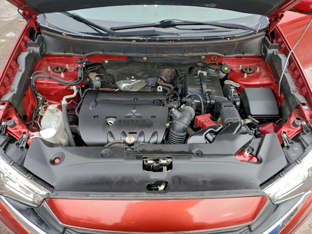 MITSUBISHI OUTLANDER ES