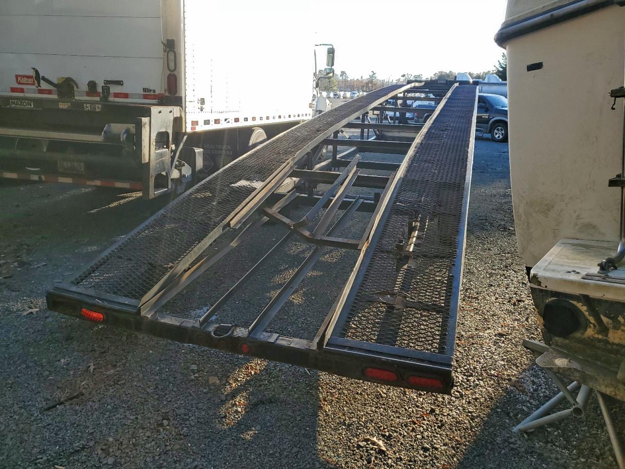 Lot #3301607630 2005 UNKNOWN UNKNOWN