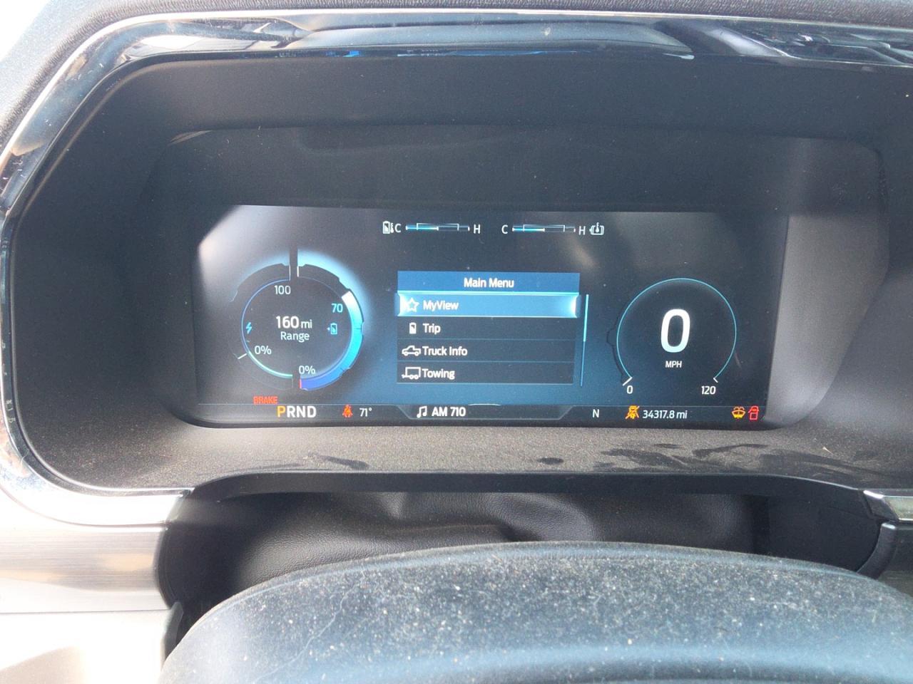 FORD F-150 LIGHTNING PRO