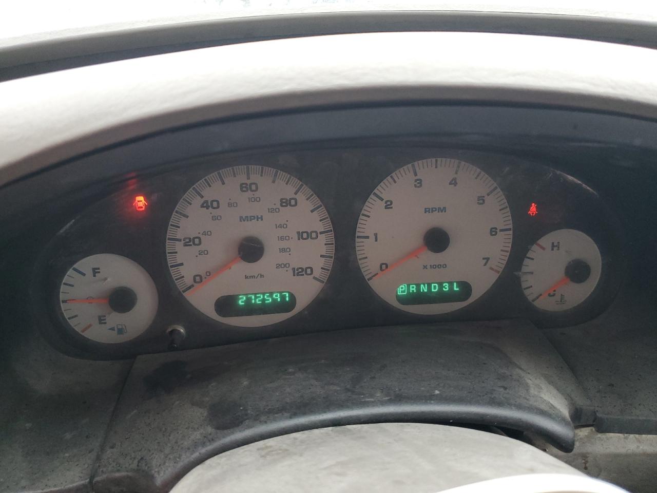 Lot #3296256457 2003 CHRYSLER TOWN & COU