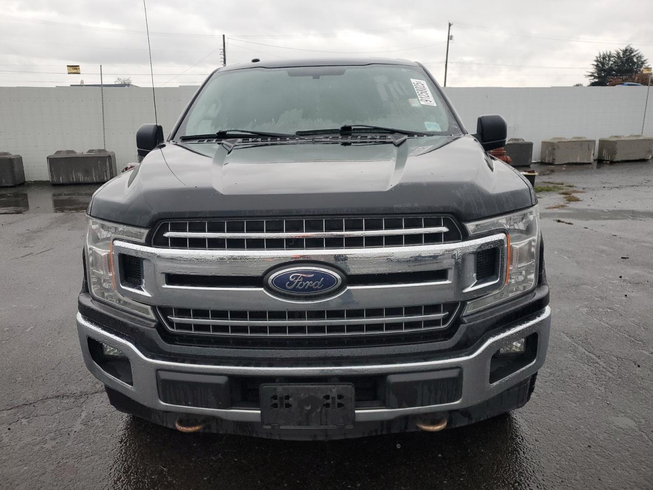 FORD F-150 SUPER CAB