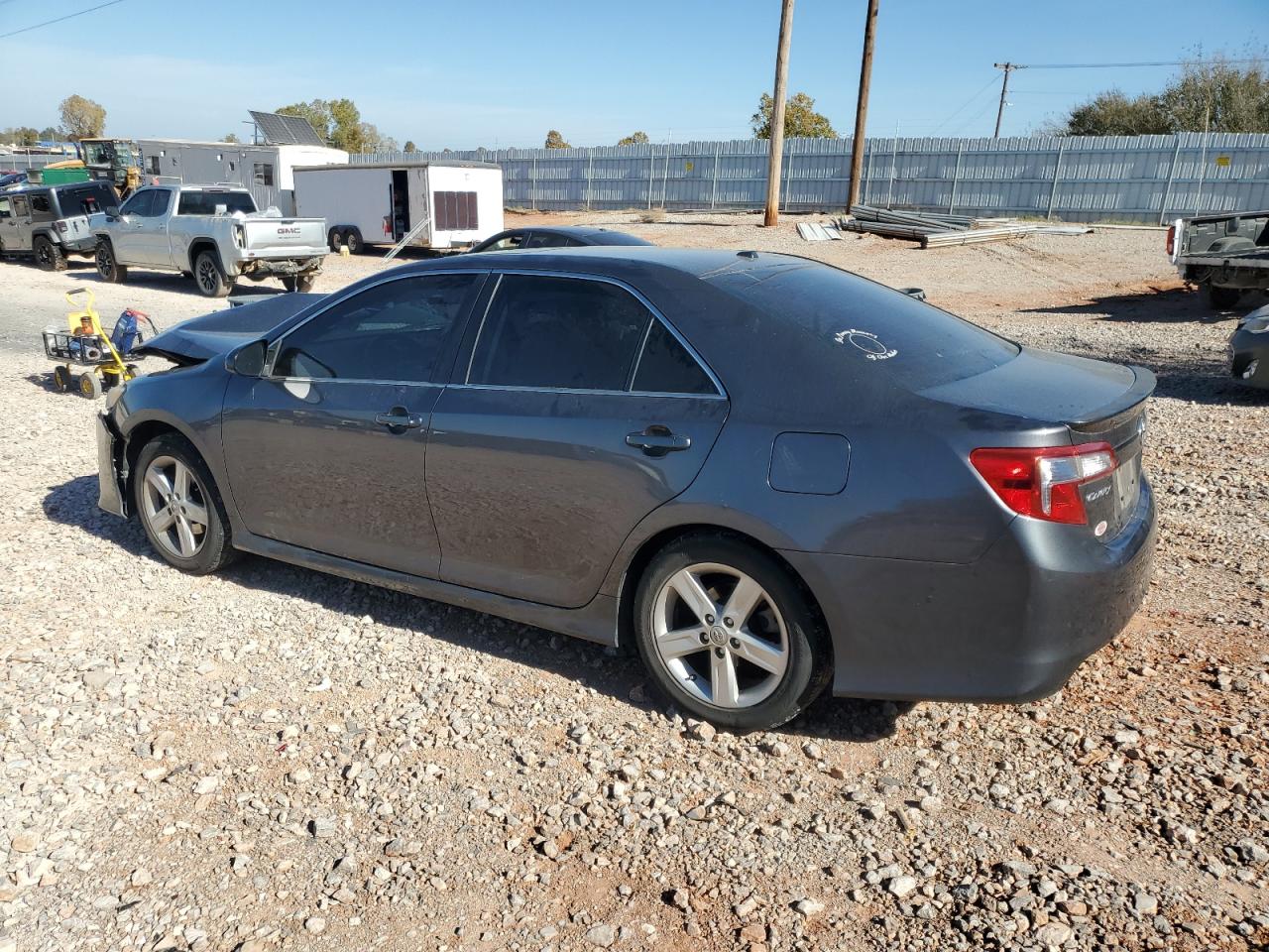 TOYOTA CAMRY L