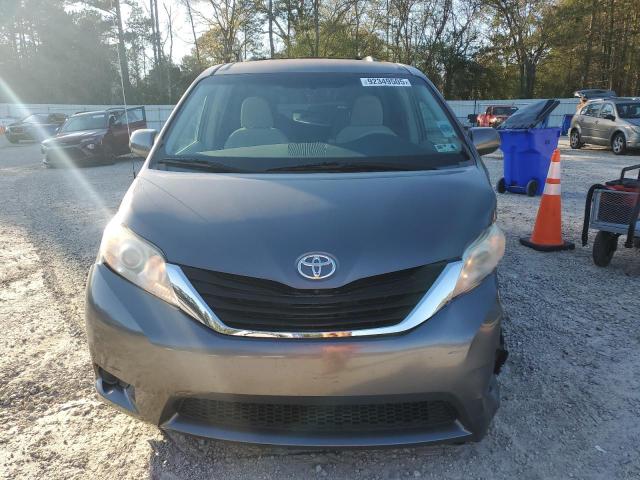 2013 TOYOTA SIENNA LE #3292589872