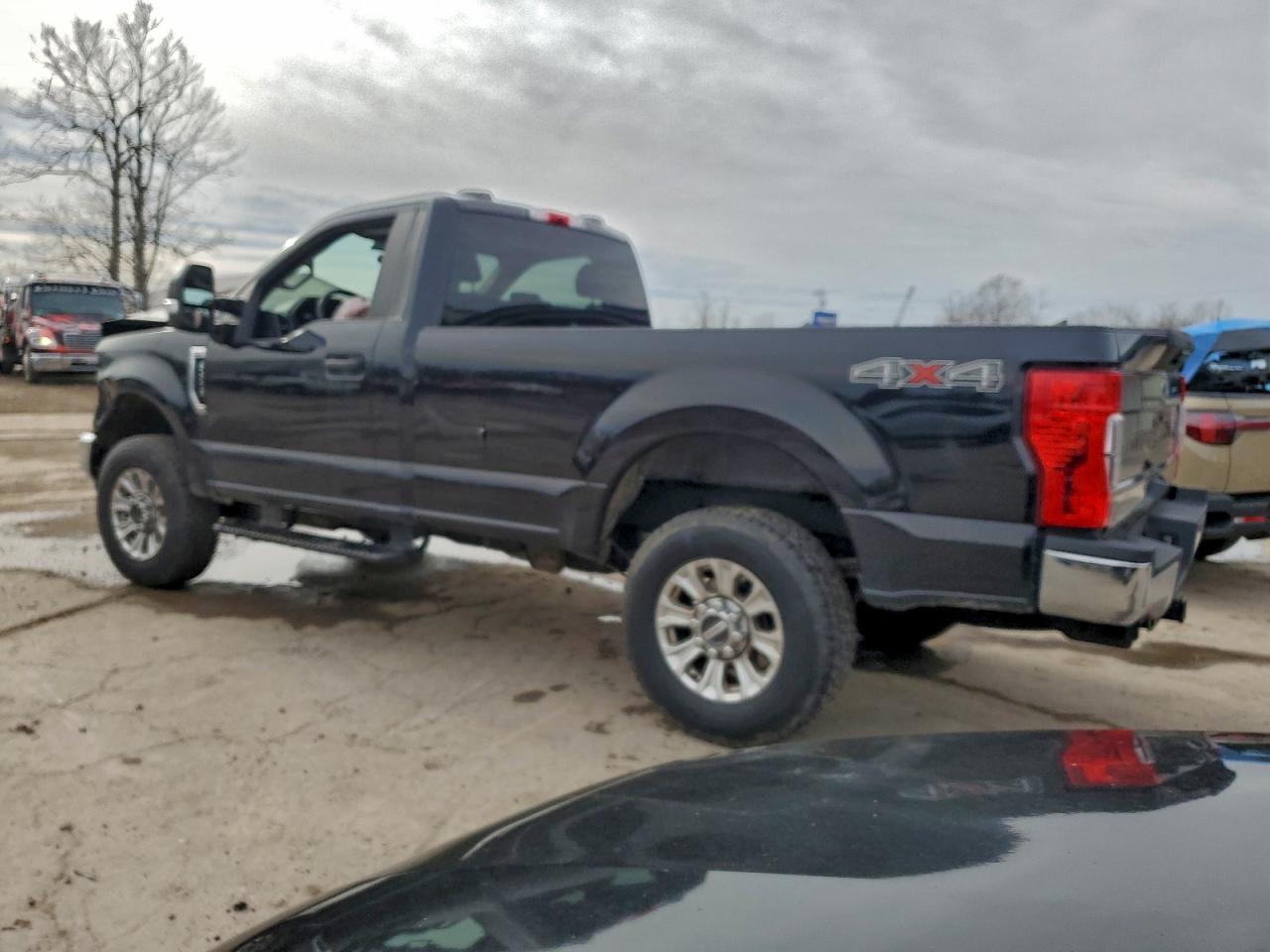 FORD F-250 SUPER DUTY