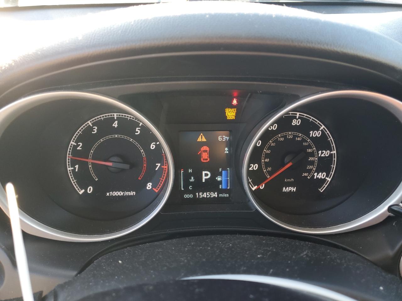 MITSUBISHI OUTLANDER SE