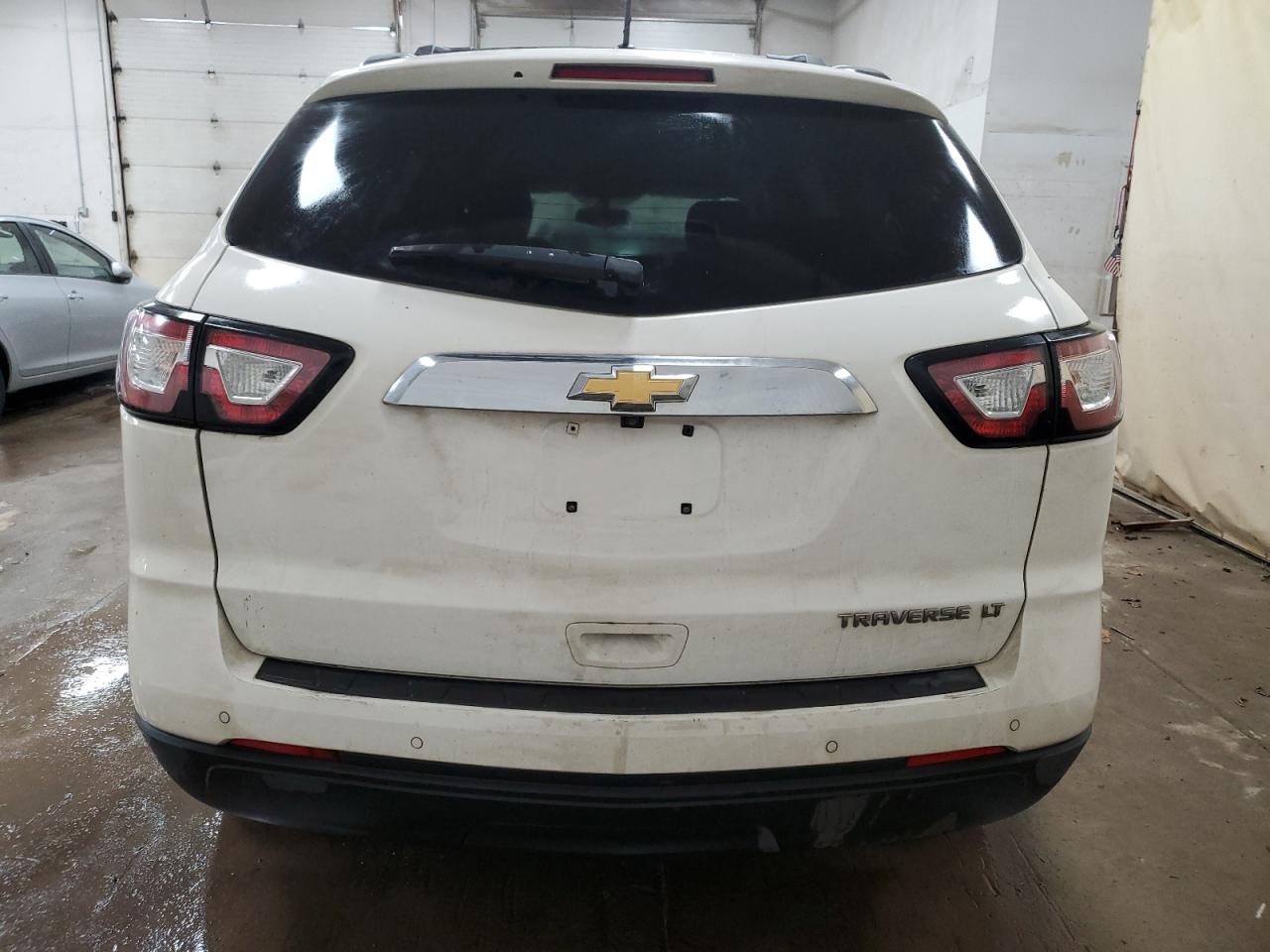 CHEVROLET TRAVERSE LT