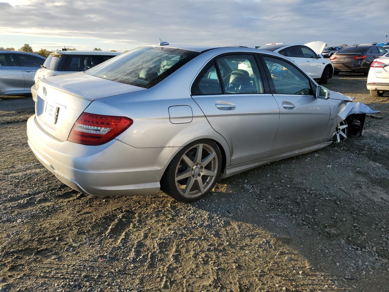 MERCEDES-BENZ C-CLASS 250