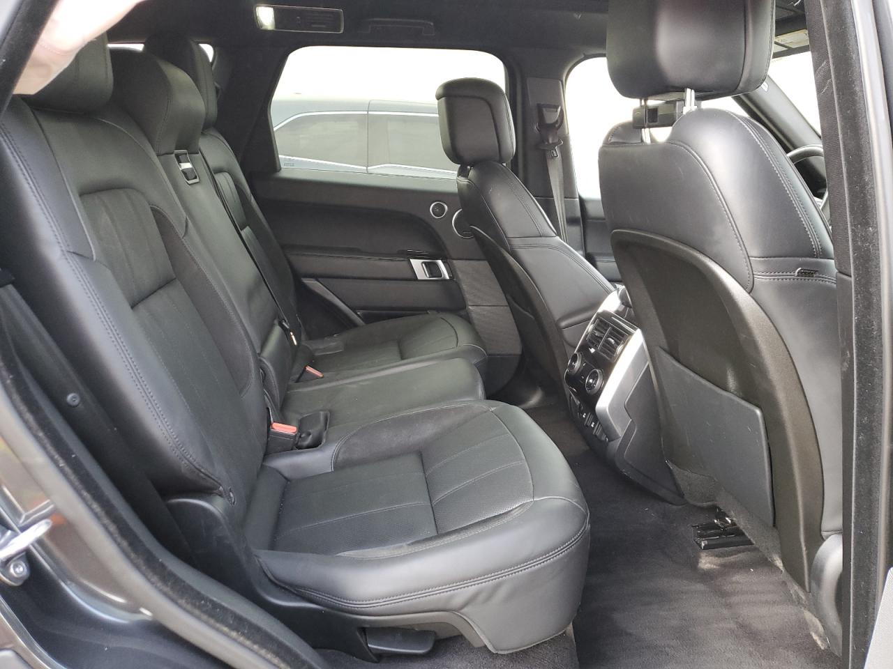 LAND ROVER RANGE ROVER HST