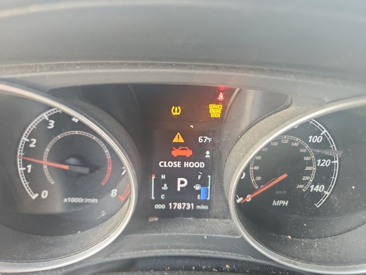 MITSUBISHI OUTLANDER ES