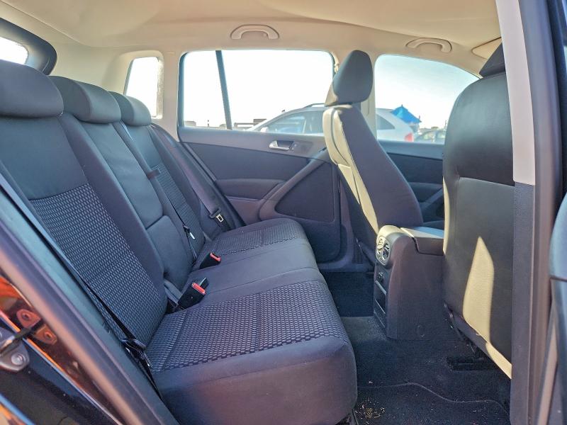 2010 VOLKSWAGEN TIGUAN S #3297860799