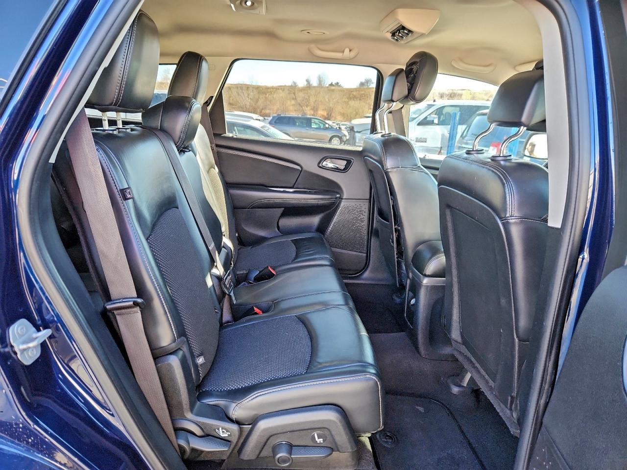 DODGE JOURNEY CROSSROAD