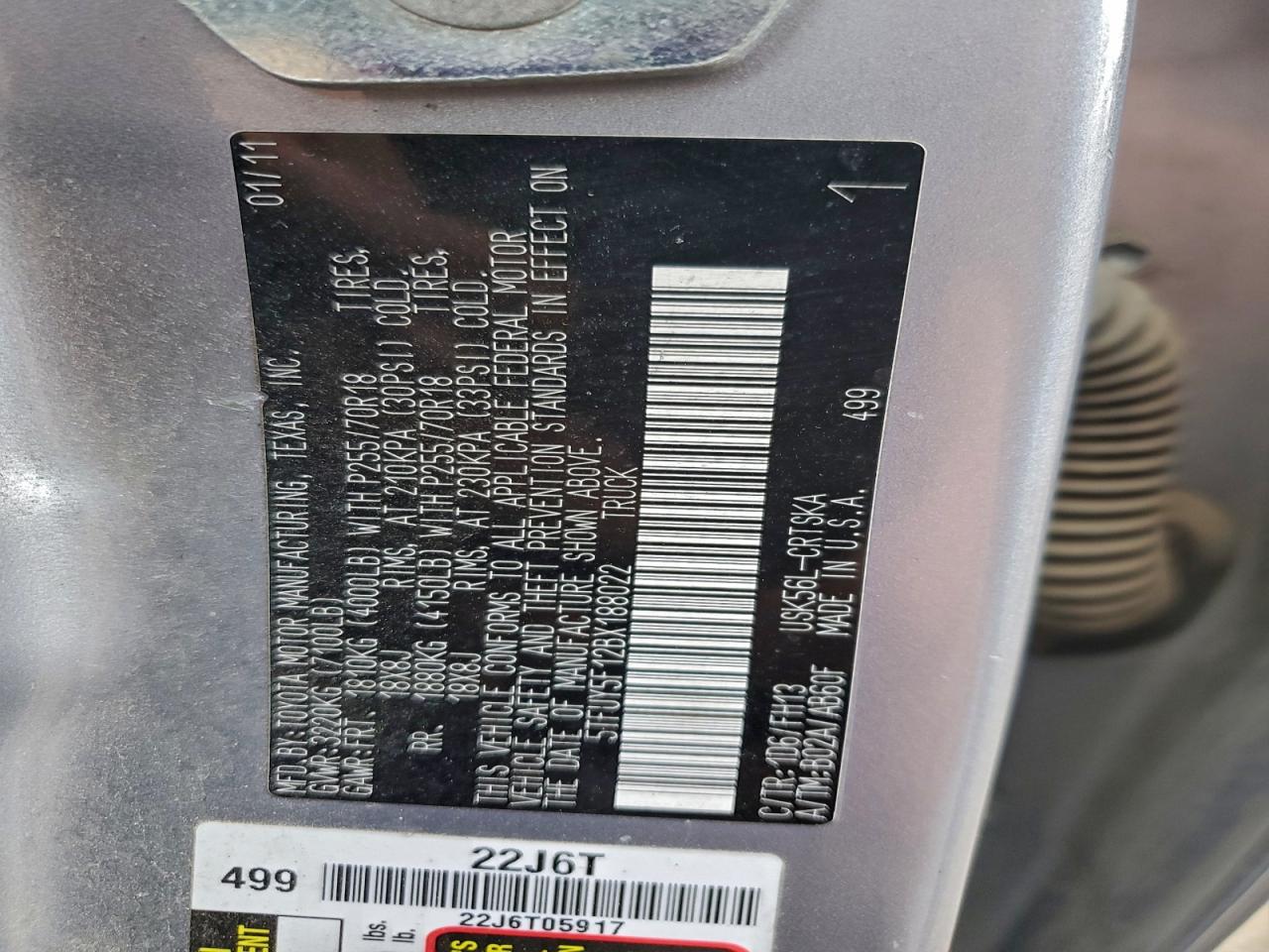 TOYOTA TUNDRA DOUBLE CAB SR5