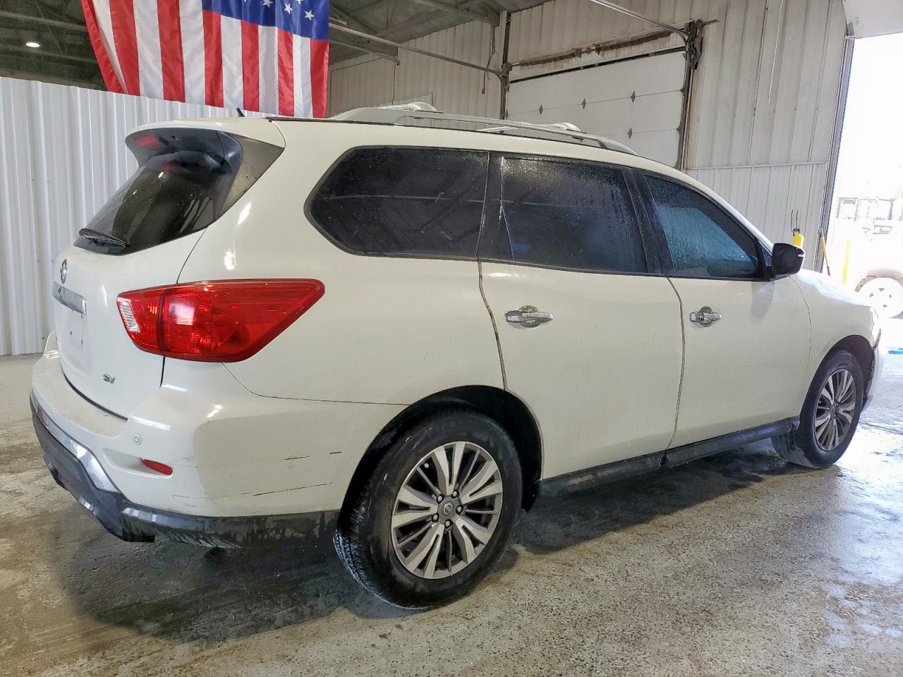 Lot #3302699104 2018 NISSAN PATHFINDER