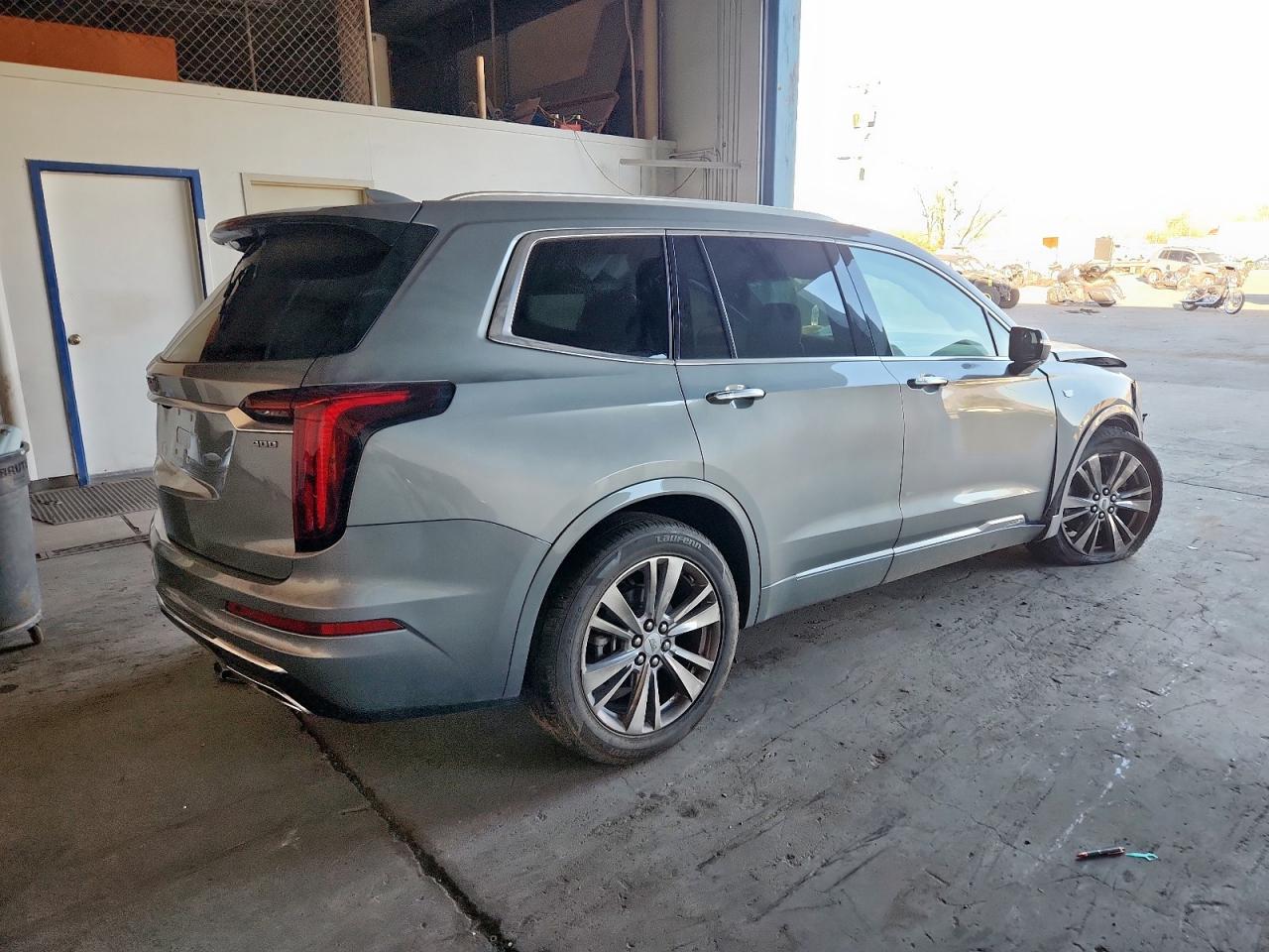 CADILLAC XT6 PREMIUM LUXURY