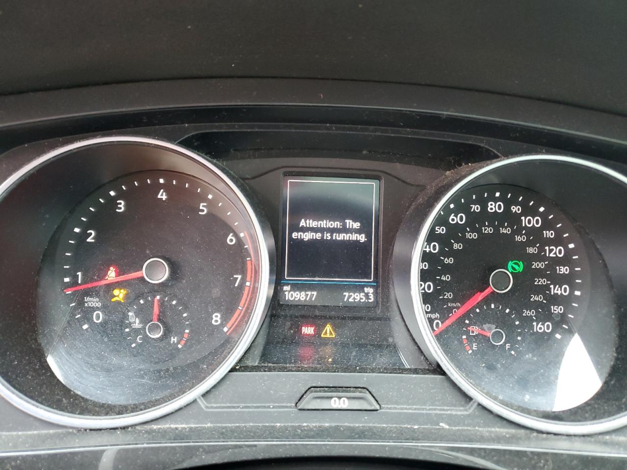 VOLKSWAGEN TIGUAN SE