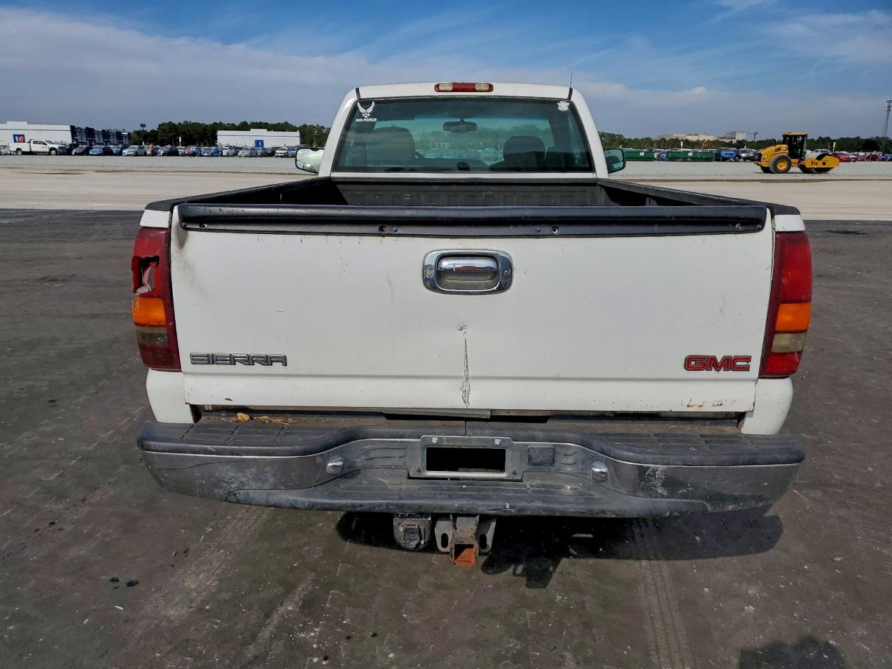 Lot #3301688634 2001 GMC SIERRA C25