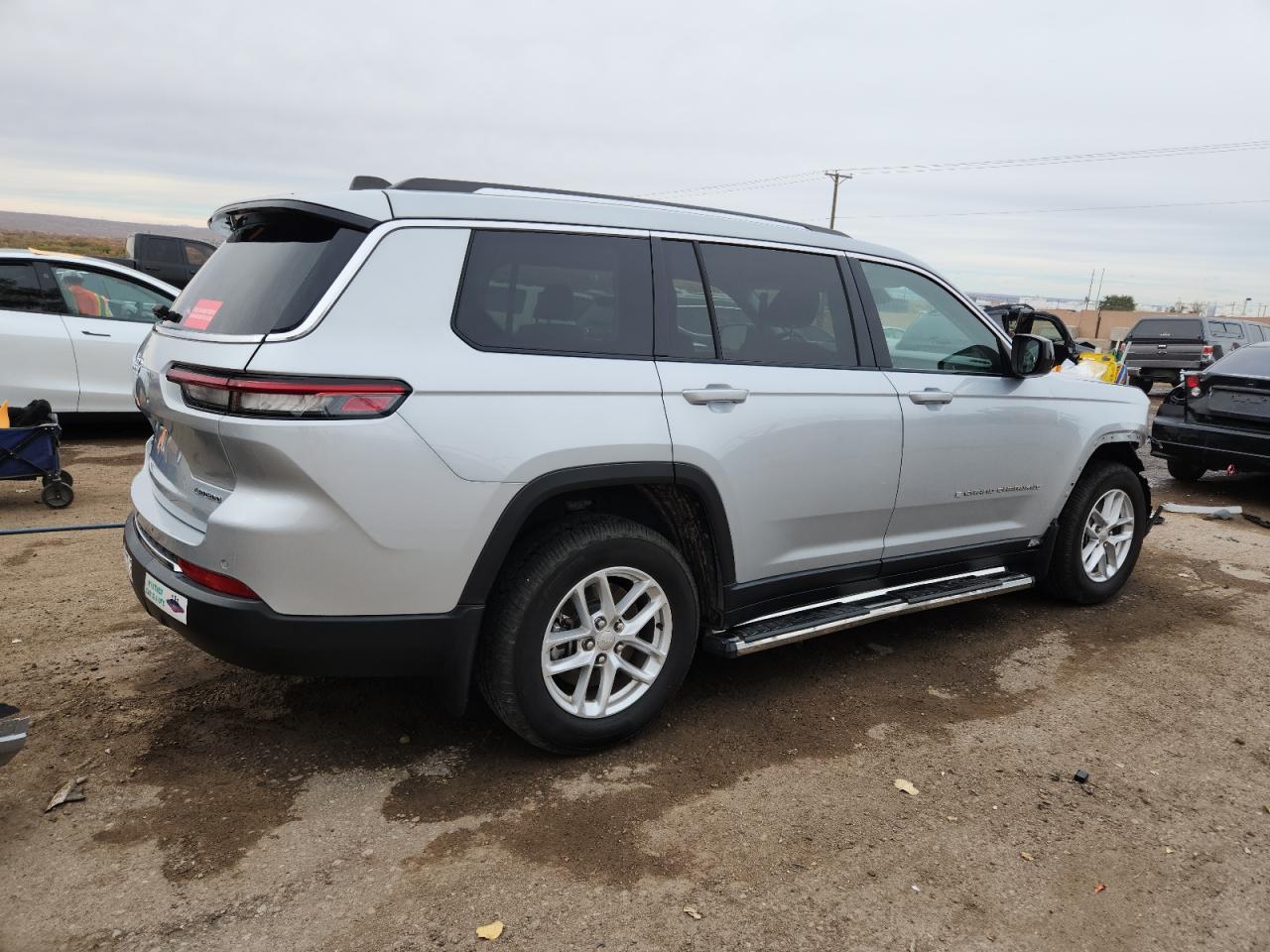 JEEP GRAND CHEROKEE L LAREDO