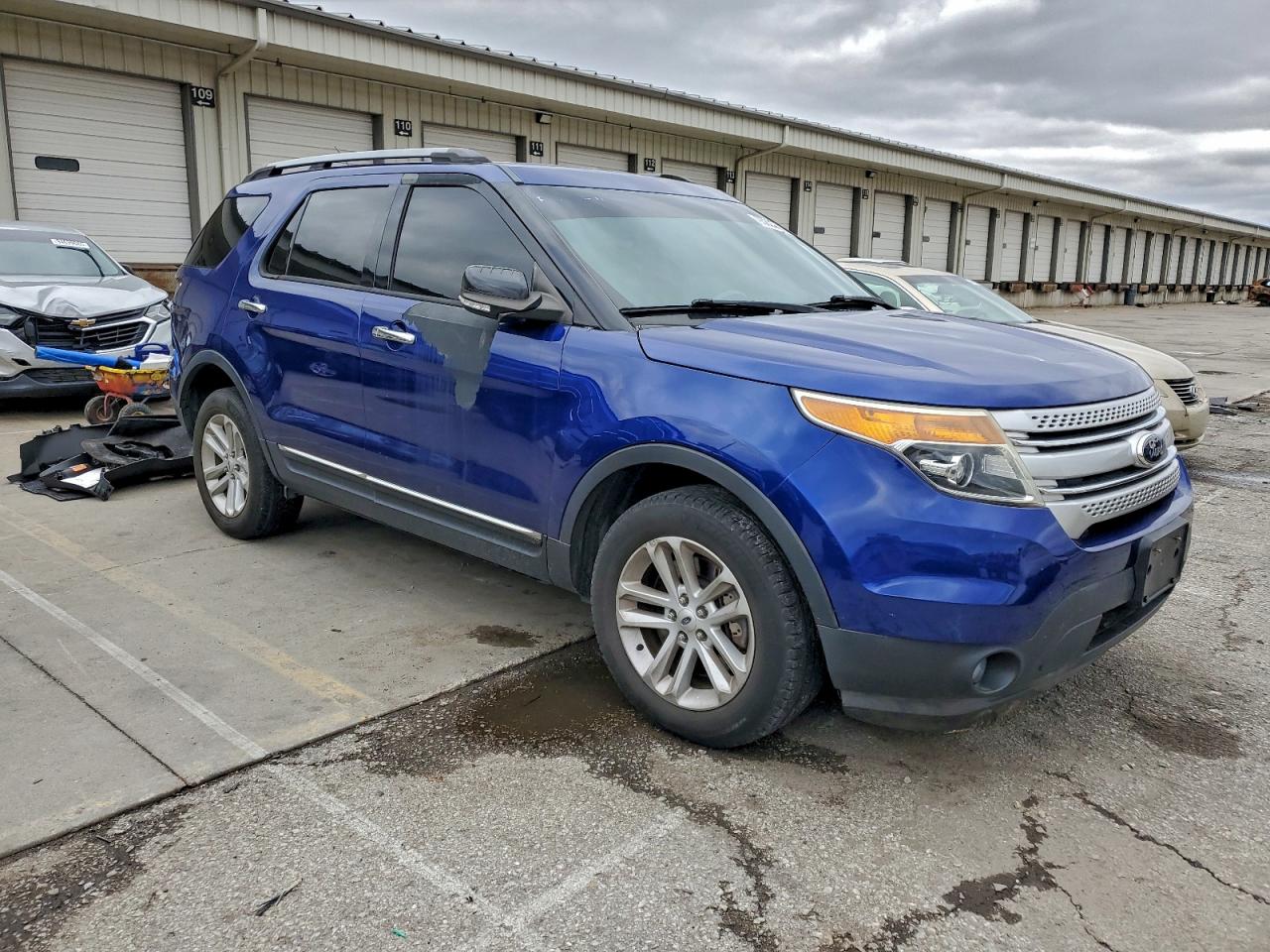 FORD EXPLORER XLT