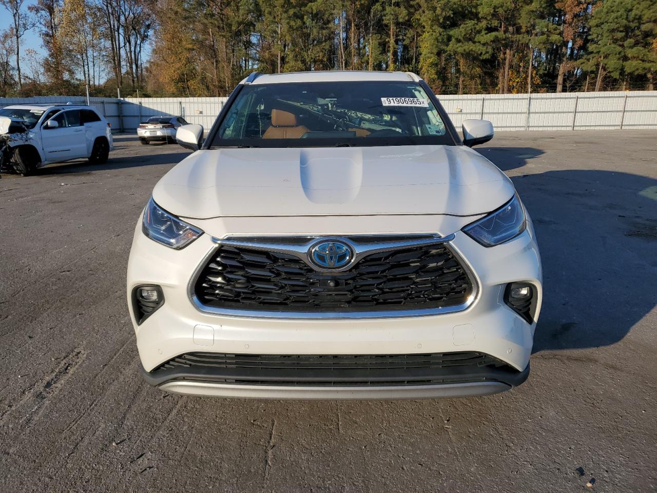 TOYOTA HIGHLANDER HYBRID PLATINUM