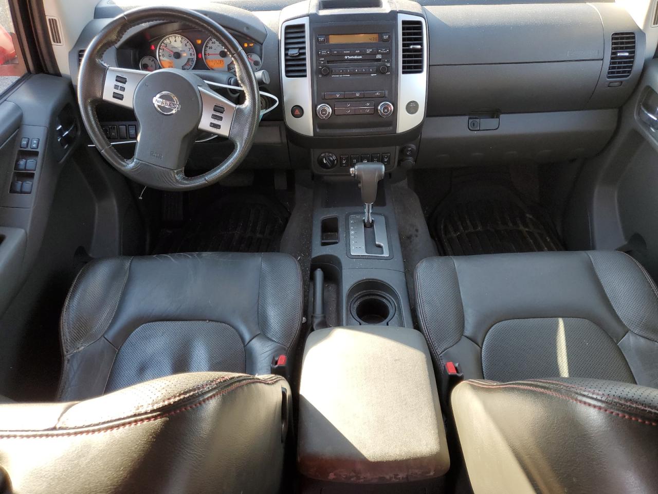 NISSAN FRONTIER CREW CAB SE