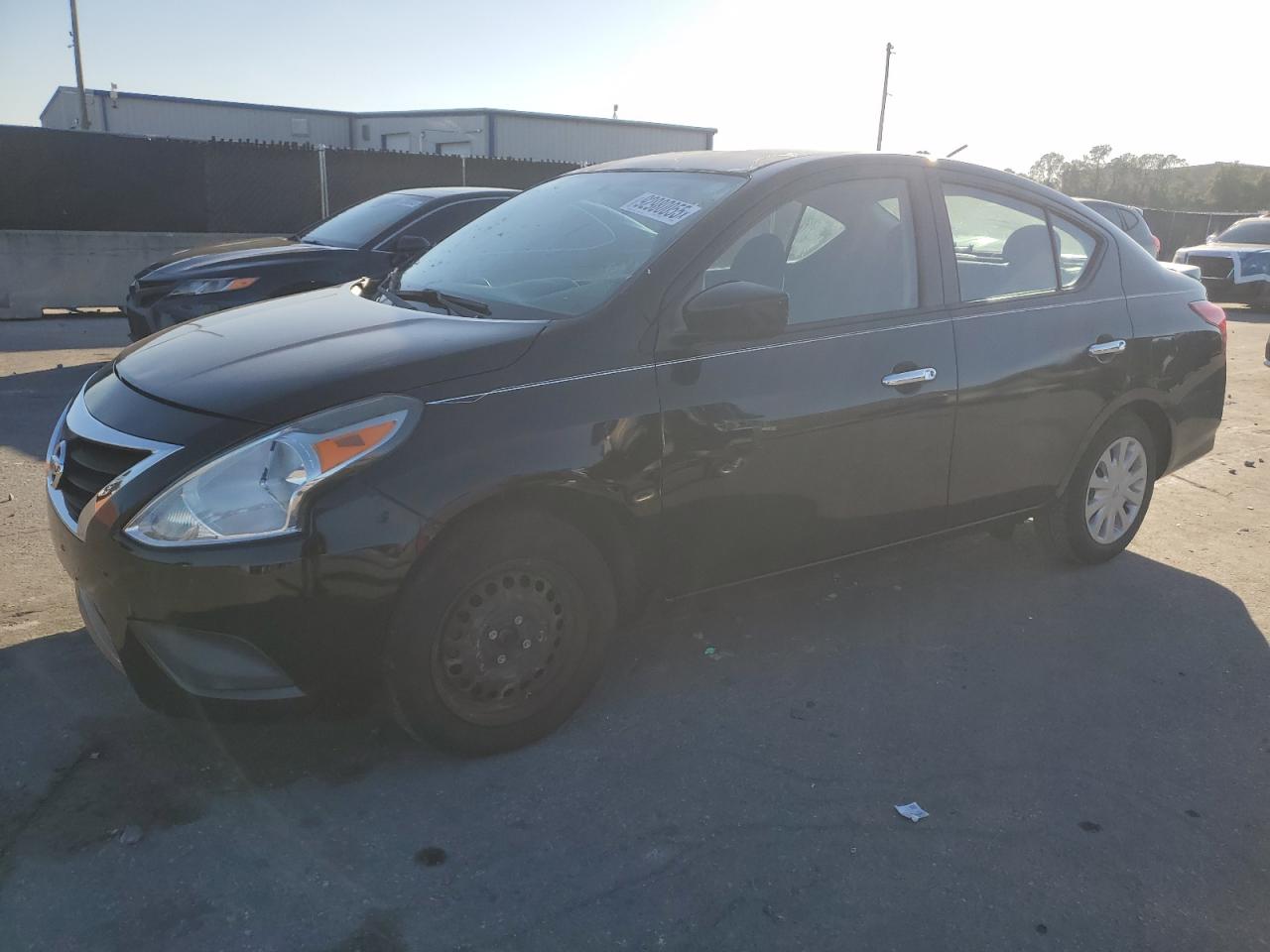 NISSAN VERSA S