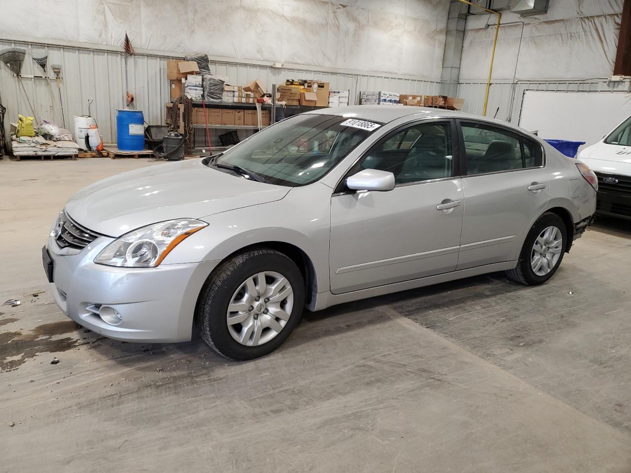 NISSAN ALTIMA BASE