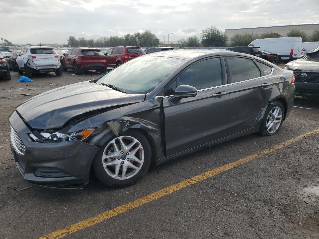 FORD FUSION SE