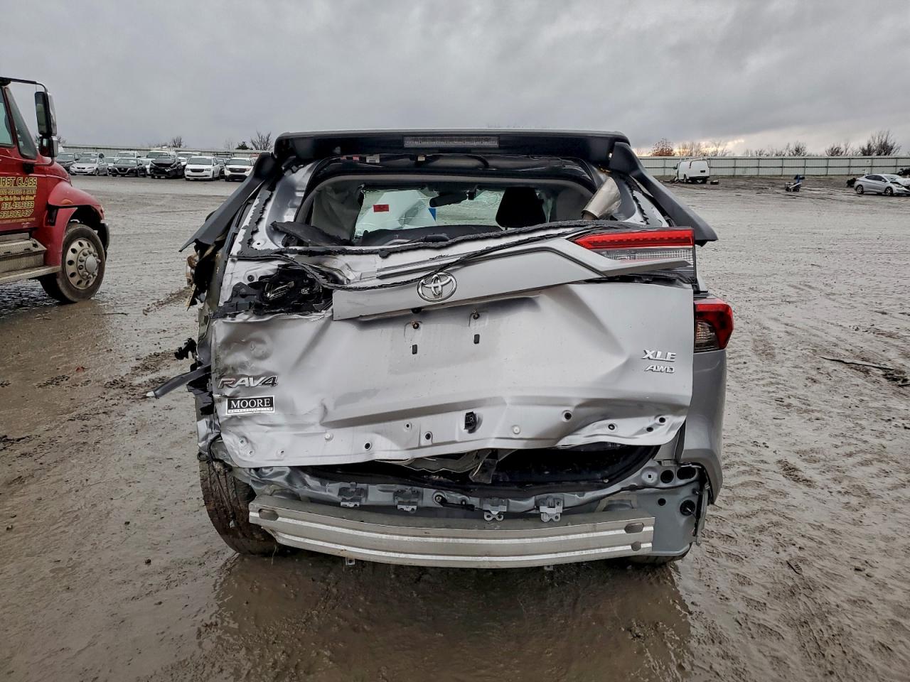 TOYOTA RAV4 XLE PREMIUM