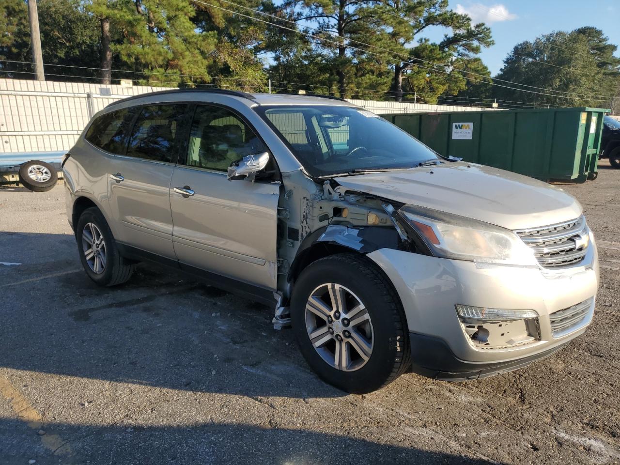 CHEVROLET TRAVERSE LT