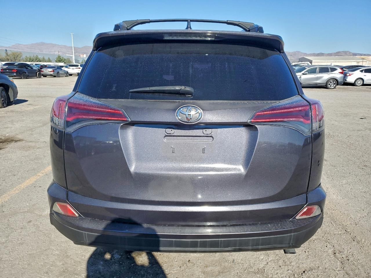 TOYOTA RAV4 LE