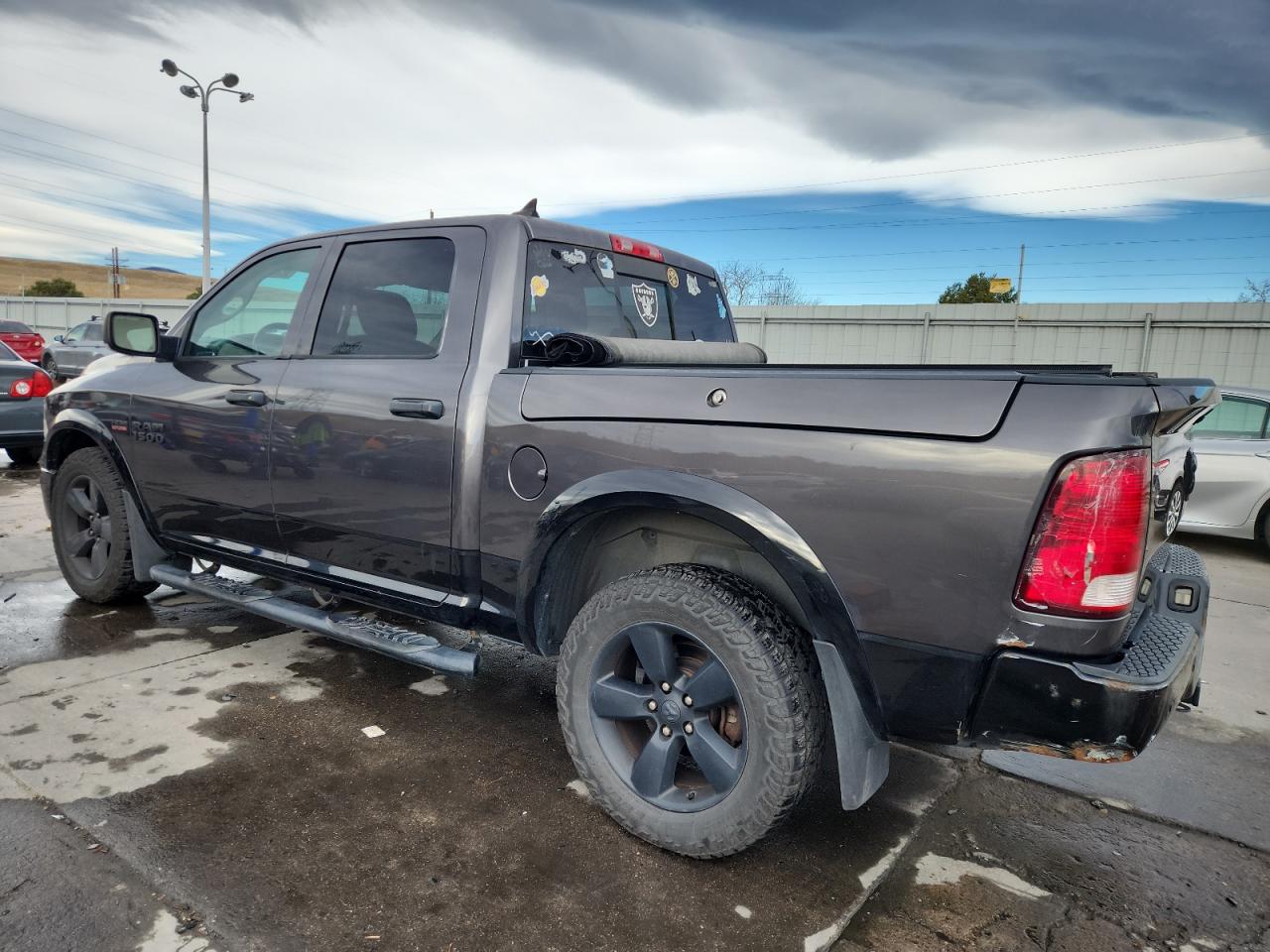 RAM 1500 SLT