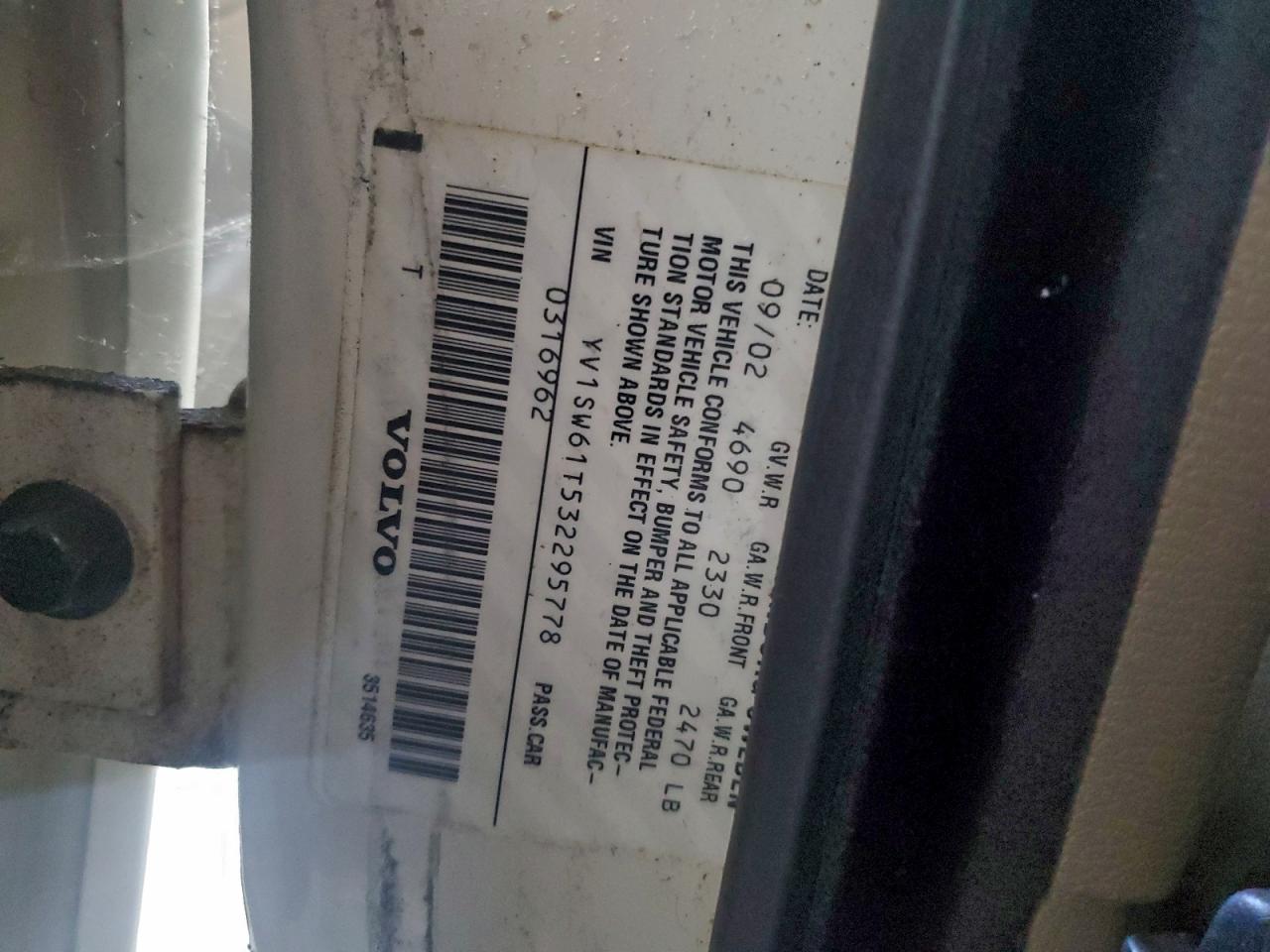 Lot #3302746039 2003 VOLVO V70