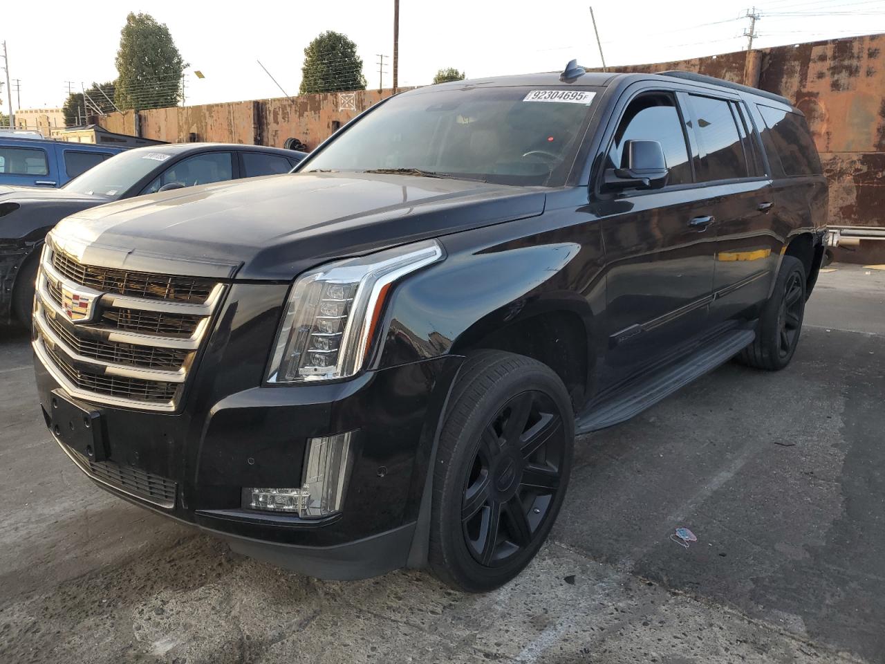 Lot #3296992838 2019 CADILLAC ESCALADE E