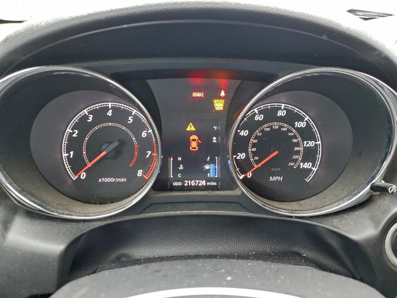 MITSUBISHI OUTLANDER SE