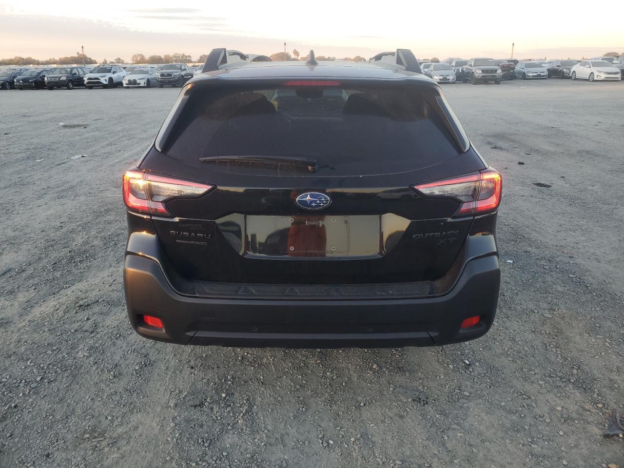 SUBARU OUTBACK ONYX EDITION XT