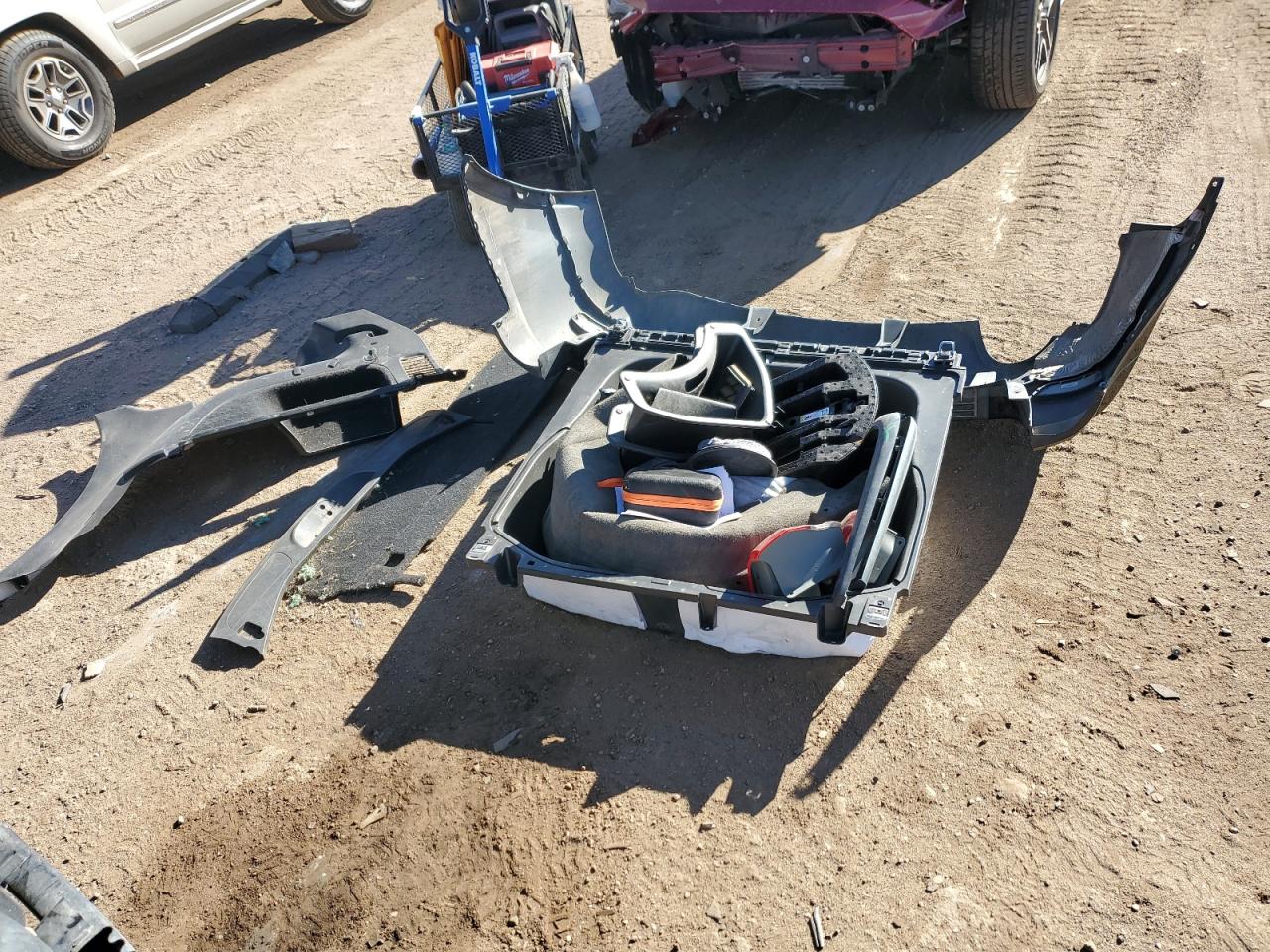 JEEP GRAND CHEROKEE LAREDO