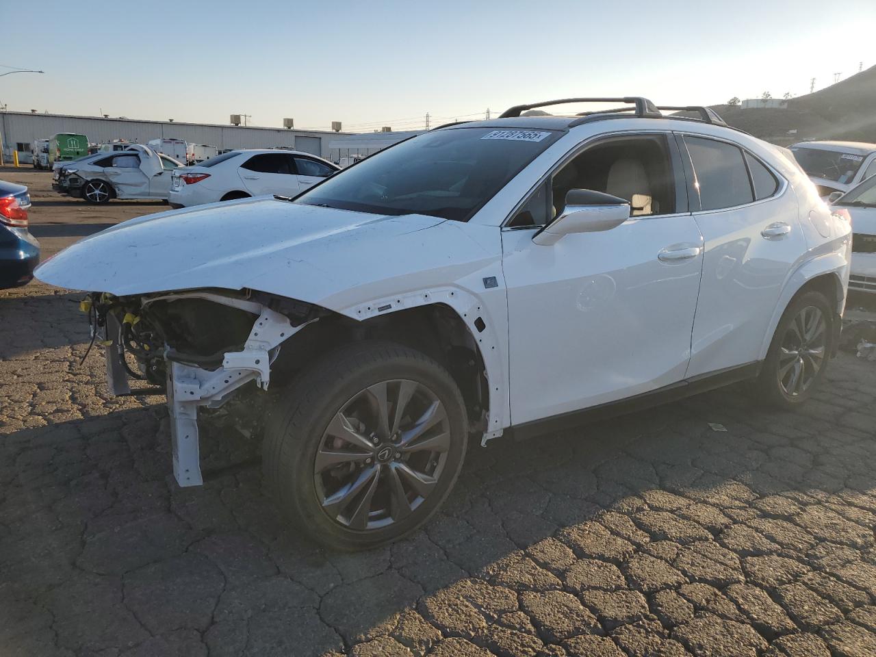 LEXUS UX 250H BASE